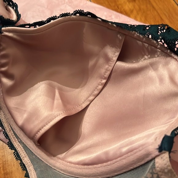 Victoria’s Secret Very Sexy Lightly Lined Lace Push Up Bra 34DD Matching Set M - Picture 10 of 11